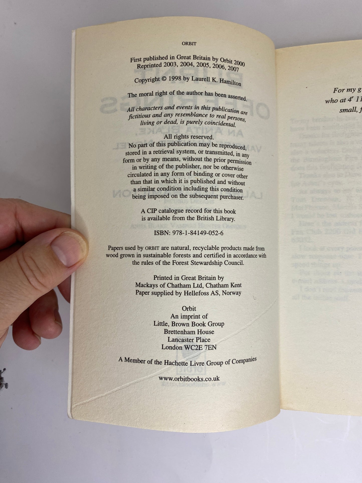 Burnt Offerings by Laurell K. Hamilton, book 7 in the Anita Blake, Vampire Hunter series, ISBN: 9781841490526, infopagina