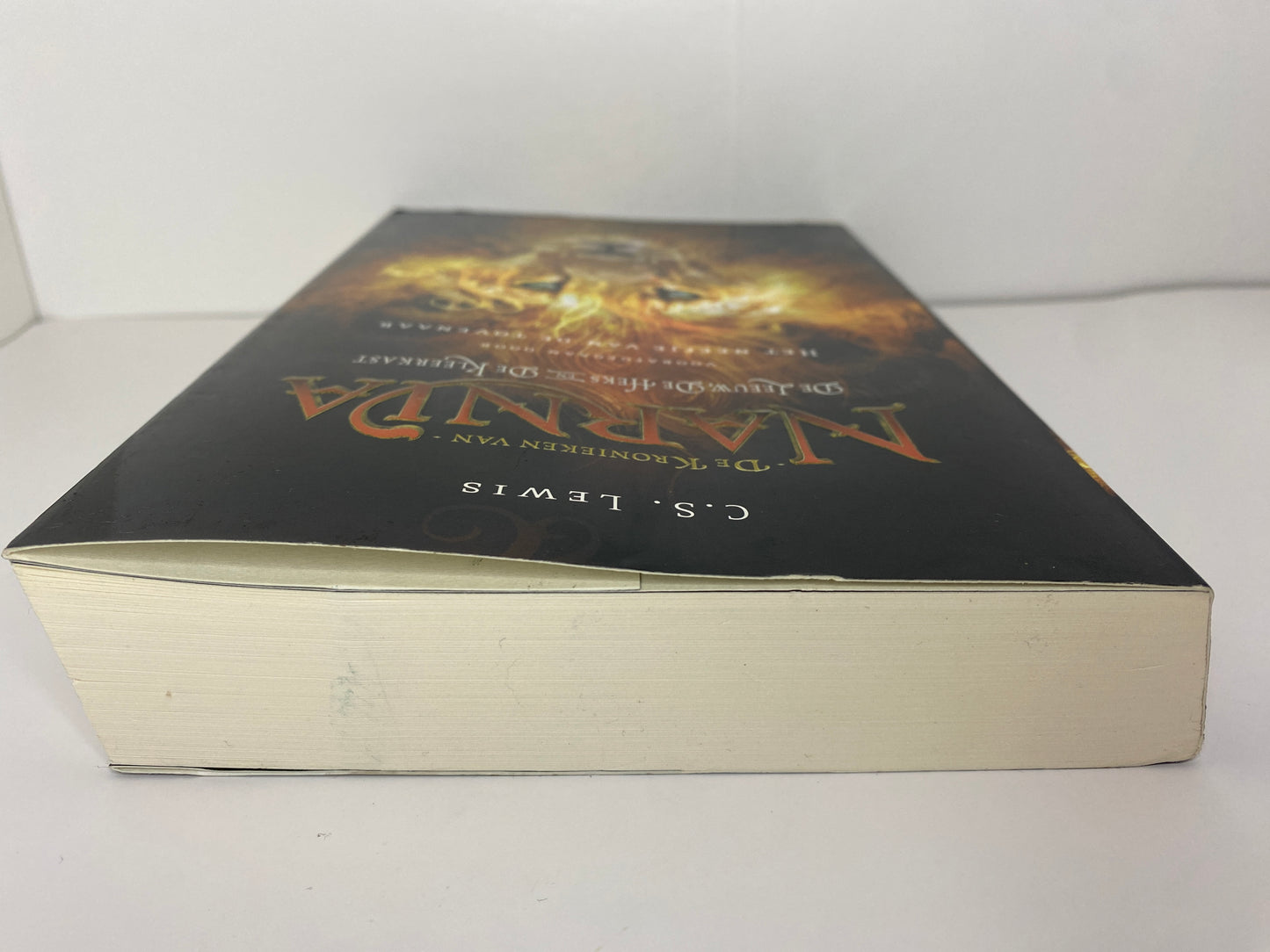 De Leeuw, De Heks, en de Kleerkast van C.S. Lewis, ISBN: 9789043511728 bovenkant