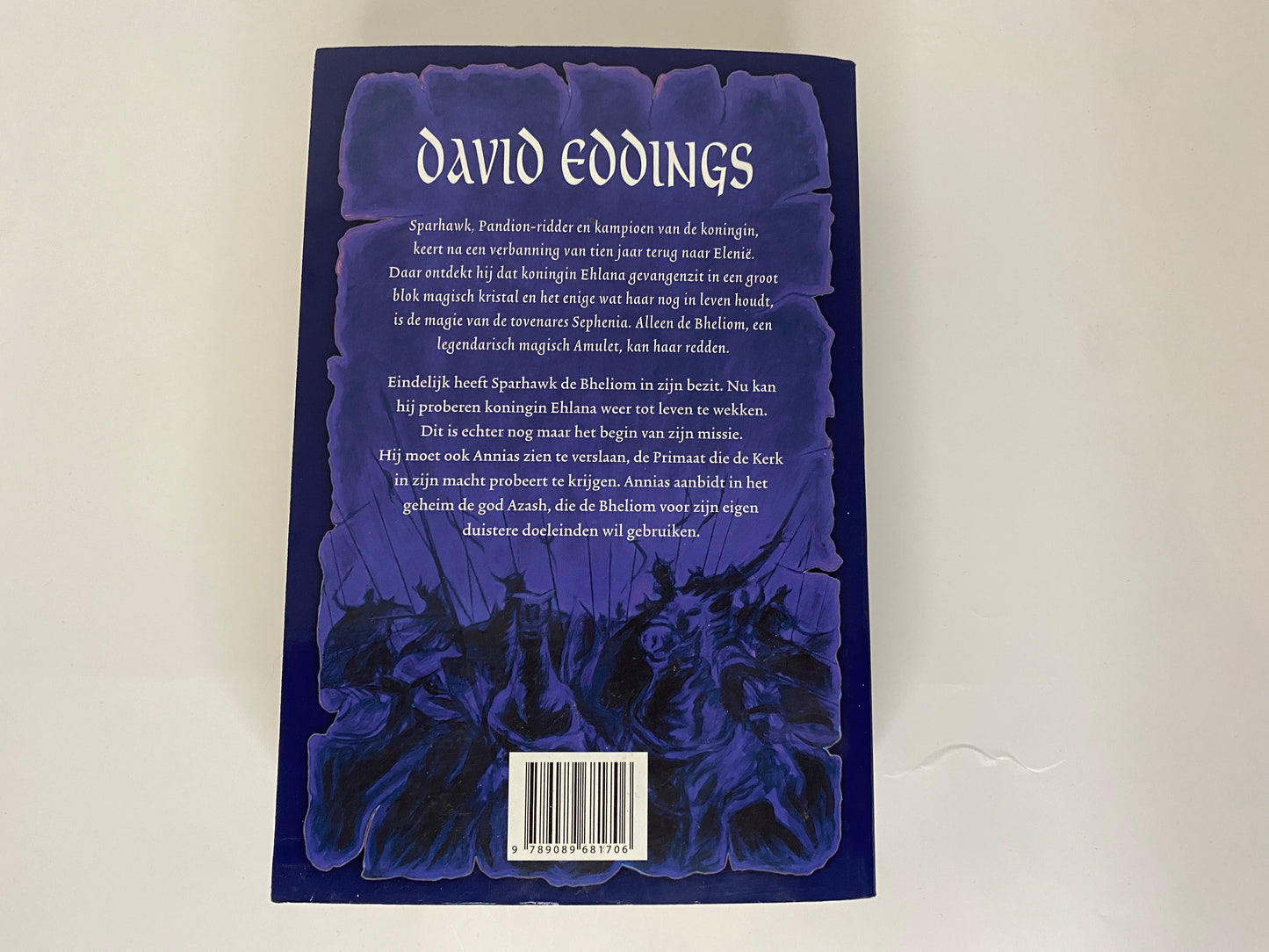 De Saffieren Roos van David Eddings, boek 3 van Het Elenium, ISBN: 9789089681706, achterkant