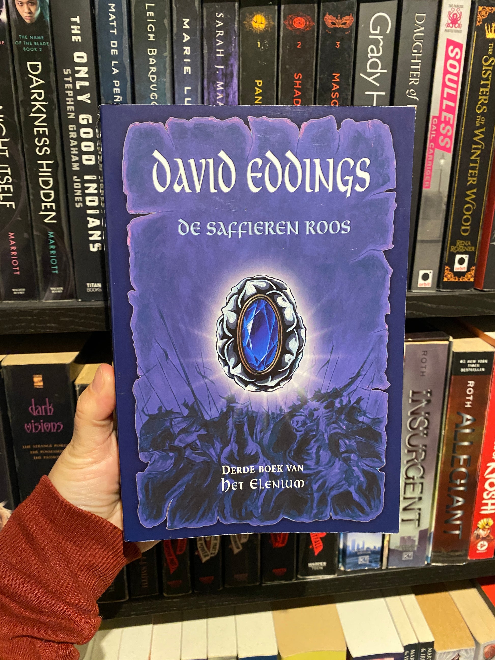 De Saffieren Roos van David Eddings, boek 3 van Het Elenium, ISBN: 9789089681706, sfeerbeeld