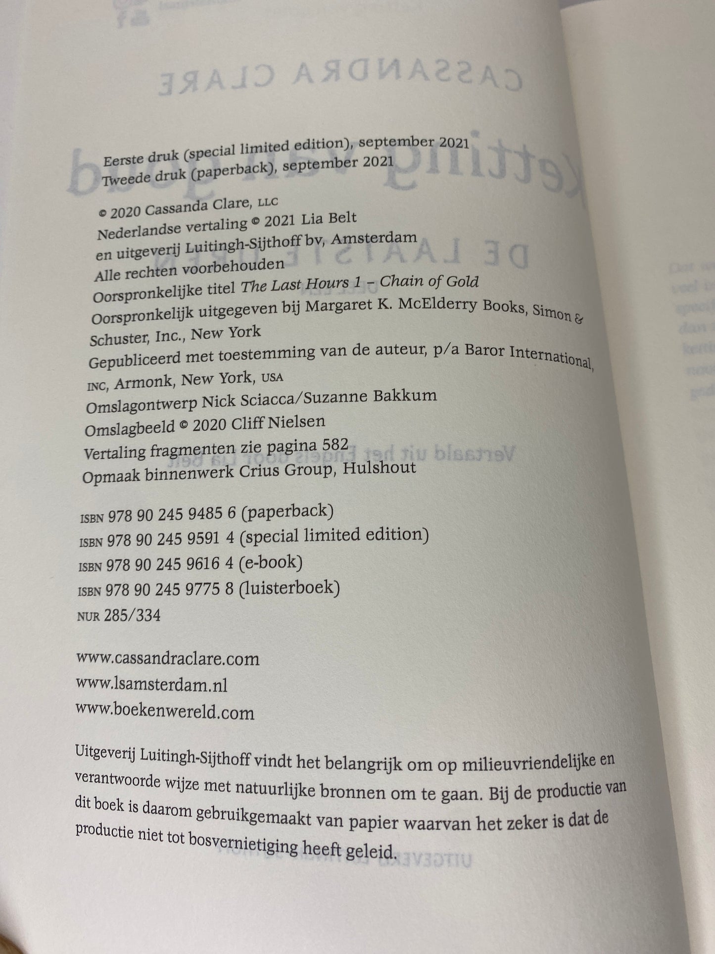 Ketting van Goud, boek 1 in De Laatste Uren trilogie van Cassandra Clare, ISBN: 9789024594856, infopagina