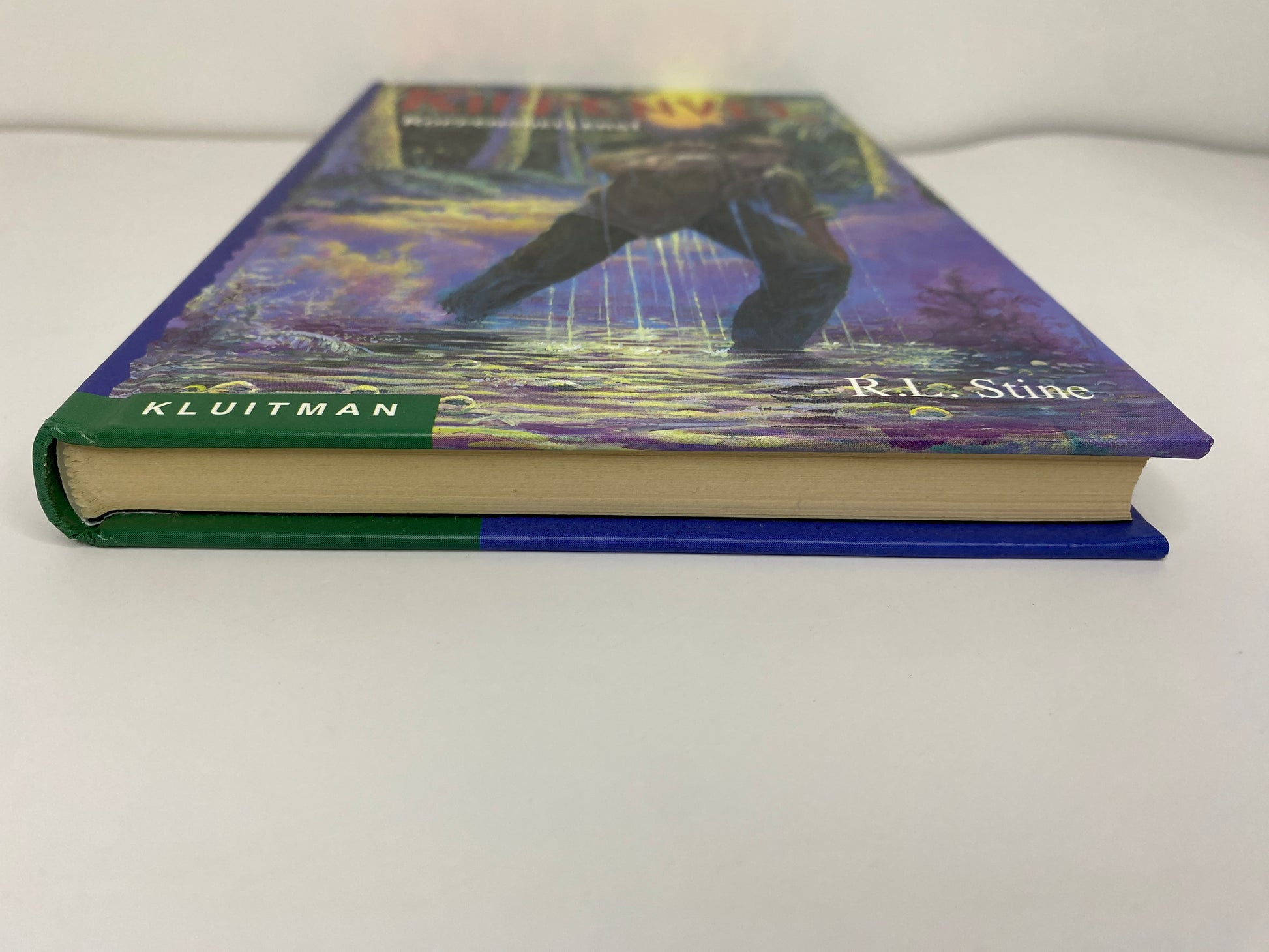 Koppensnellers! van R.L. Stine, boek 22 in de Kippenvel, ISBN: 9789020623345, onderkant