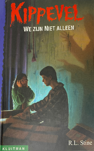 We Zijn Niet Alleen van R.L. Stine, boek 1 in de Kippenvel serie, ISBN: 9789020623246